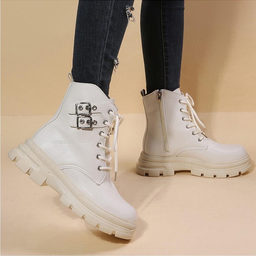 Hannah Rosanna White & Beige Buckle Accent Chunky Combat Boots Size 5 - Picture 2 of 8